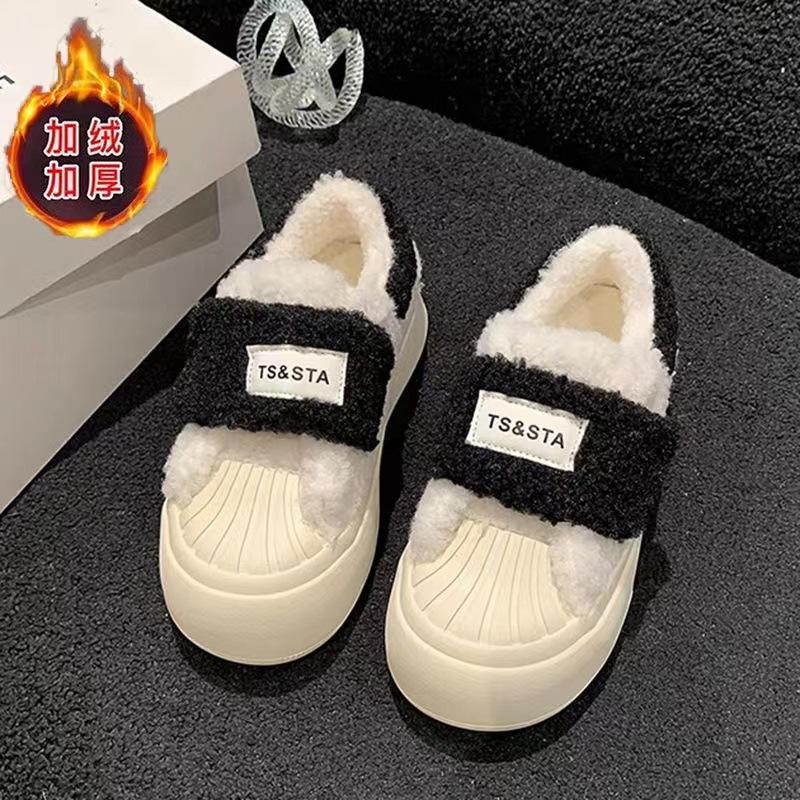 

Симпатичные женские туфли-хлебцы 2024 года, новые зимние бархатные теплые пушистые хлопковые туфли на толстой подошве, увеличивающие рост, спортивные маленькие белые туфли для досок 40