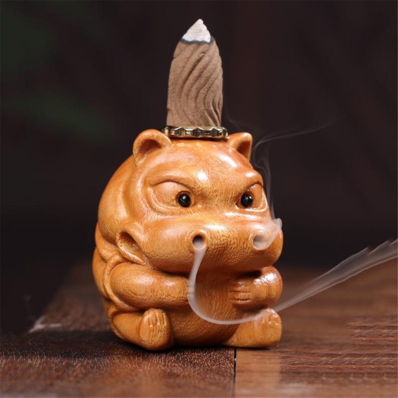 Handcraft Wood Backflow Incenses Burners Wood Carving Cow Hippo Ornament Censers Aromatherapy Diffuser for Home Decors