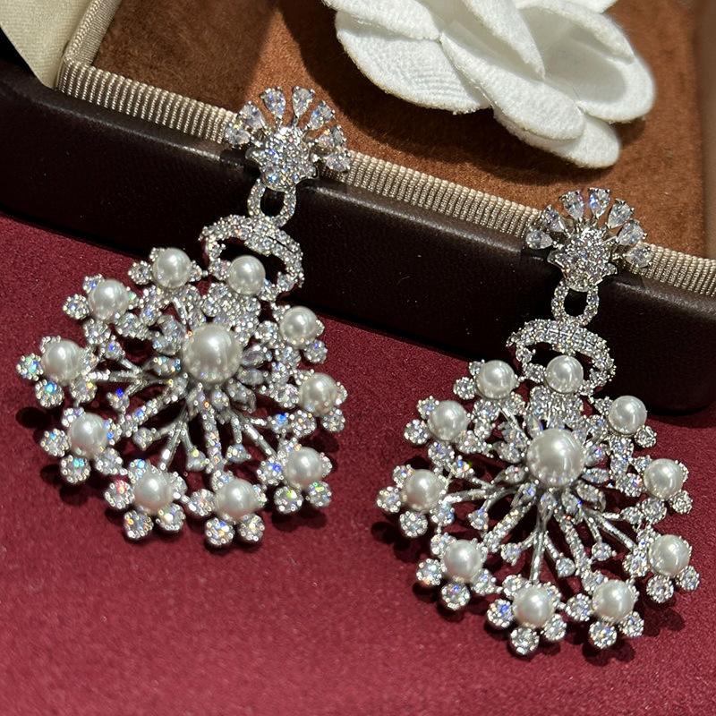 

Silver needle zircon pearl flower pendant earrings women s simple fashion exquisite stud earrings light luxury high-end earrings