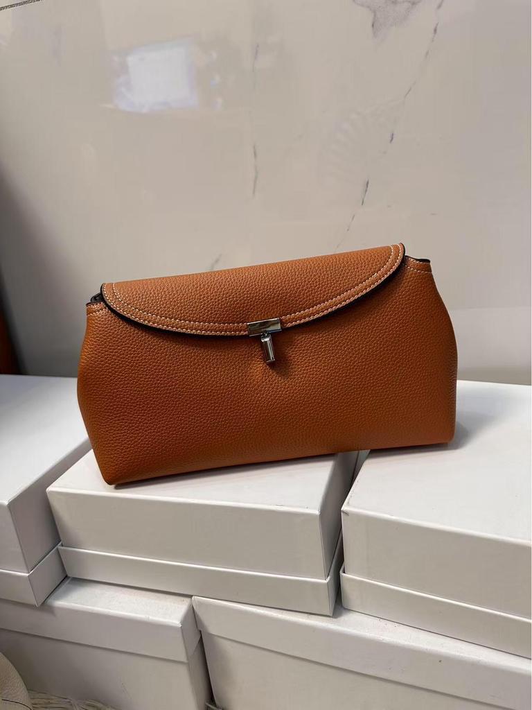 TOTEME Polštářová taška: Pravá kůže, Všestranná módní taška přes rameno, Lehký luxus, Dvouvrstvá dámská kabelka z hovězí kůže.