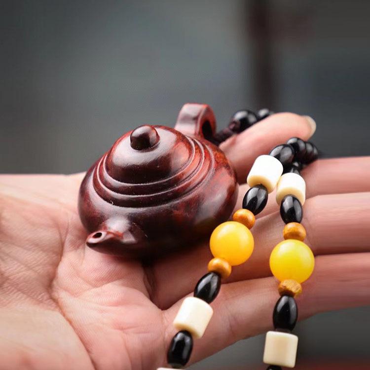Sandalwood Pixiu Handheld Carved Pendant Ornament - Douyin Craft Gift
