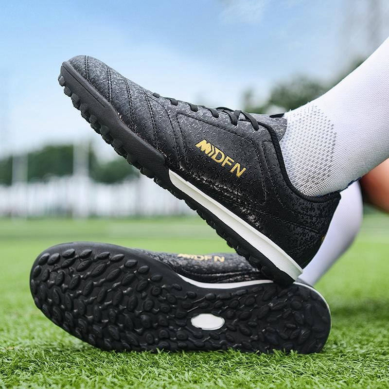 Large Size Low Top Football Boots Men's AG Long Spikes TF Broken Nails Student Training Shoes Children Adult Football Boots Foreign Trade