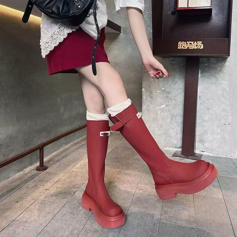 

Красные высокие сапоги на толстой подошве Уличные дождевые сапоги Новая осенняя дождевая обувь, но сапоги-рыцари до колена Длинные сапоги 40 бордовый