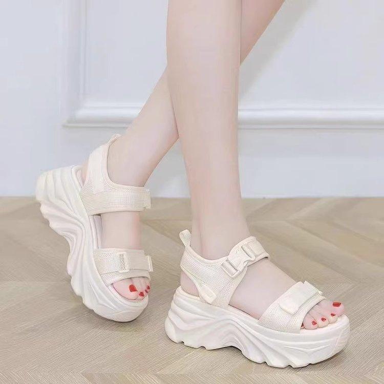 Daddy sandals women's  summer new versatile skirt muffin thick sole heightening soft sole casual beach shoes