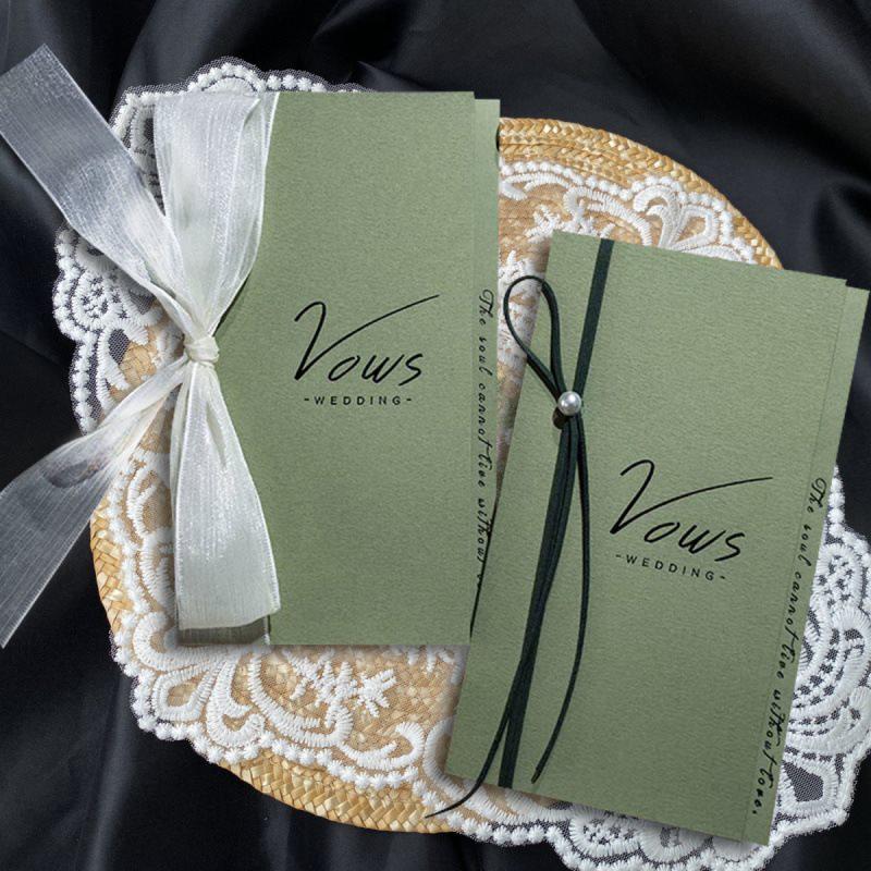 Hochzeitskarte: Elegantes Redeheft für Braut und Bräutigam