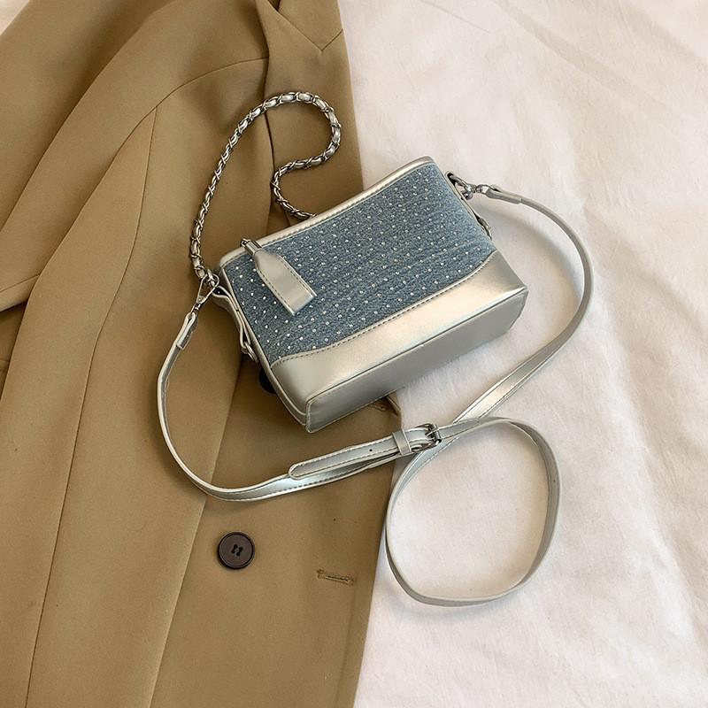 

IELGY Джинсовая сумка контрастного цвета, универсальная сумка-мессенджер с цепочкой