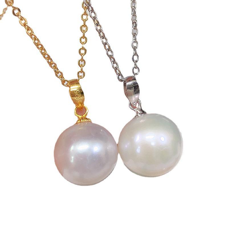 Versatile S925 Silver Pendant Necklace with Natural Freshwater Pearls - Exquisite Clavicle Chain Jewelry Gift for Women