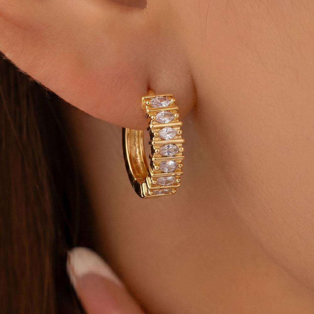 French Retro Fashion Zircon Hoop Earrings