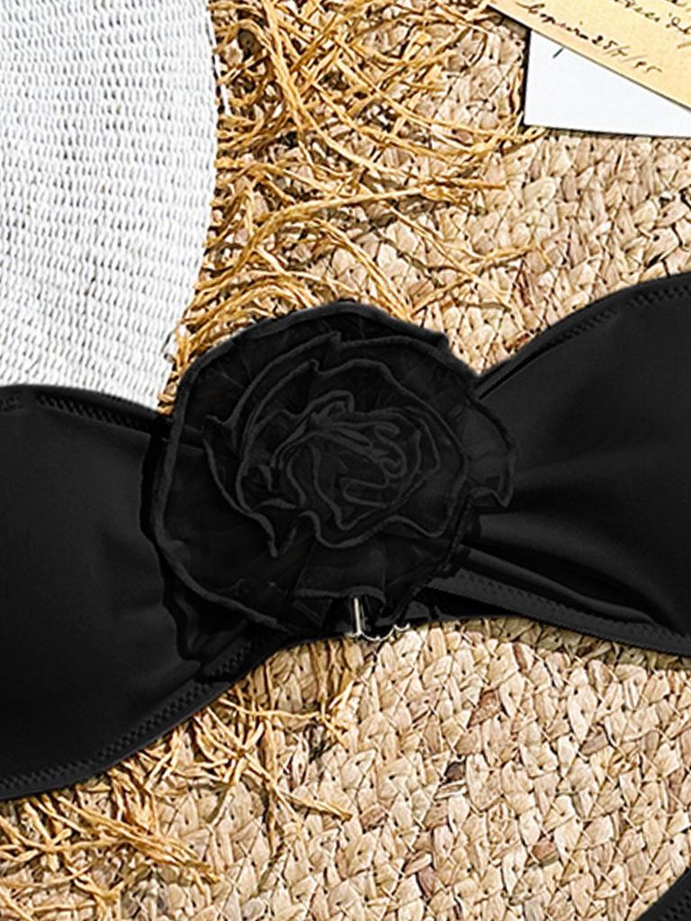 Three-Dimensional Floral Bikini Set: Bandeau Top & Triangle Bottoms