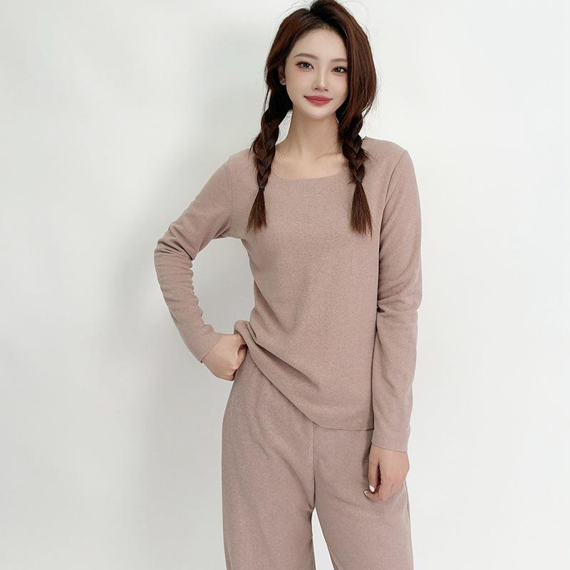 2025 Autumn/Winter Women's Plus Size German Velvet Round Neck Warm Long Sleeve Base Layer T-shirt