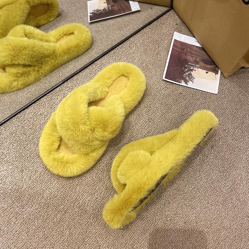 Fashion Luxury Fashion One Word Thick Fur Slippers Double Fur Slippers Casual Home Cotton Shoes Women Flat Plush Cross Straps Slippers