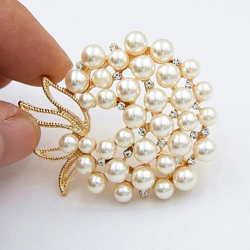 Stylish Japanese-Korean Crystal Pearl Brooch - Popular European  American Trend, In Stock Zhenyao Accessories