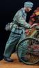 D-Day Miniatures 1/35 Scale WW2 German Waffen-SS Soldier Pushing a Car #2 1942-45 Resin Kit DD35273 (Person)