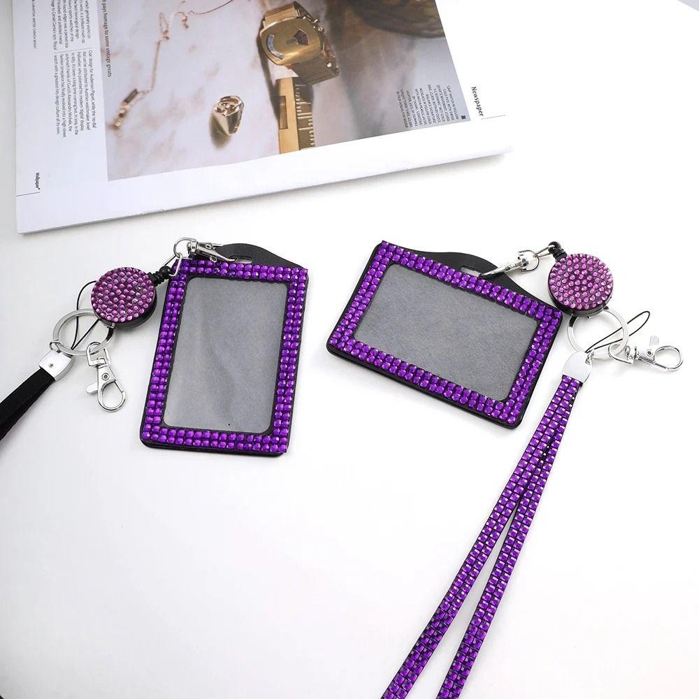 Porta Insignias con Pedrería de Cristal Brillante Cordón para Colgar Porta Tarjetas de Identificación Protector de Tarjetas