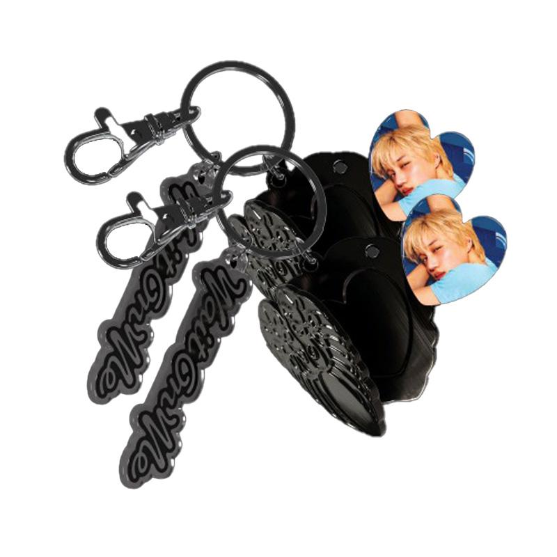 

КАЙ (ЭКЗО) – 4-й мини-альбом [Wait On Me] (Версия крыла.) смартальбом 2PCS