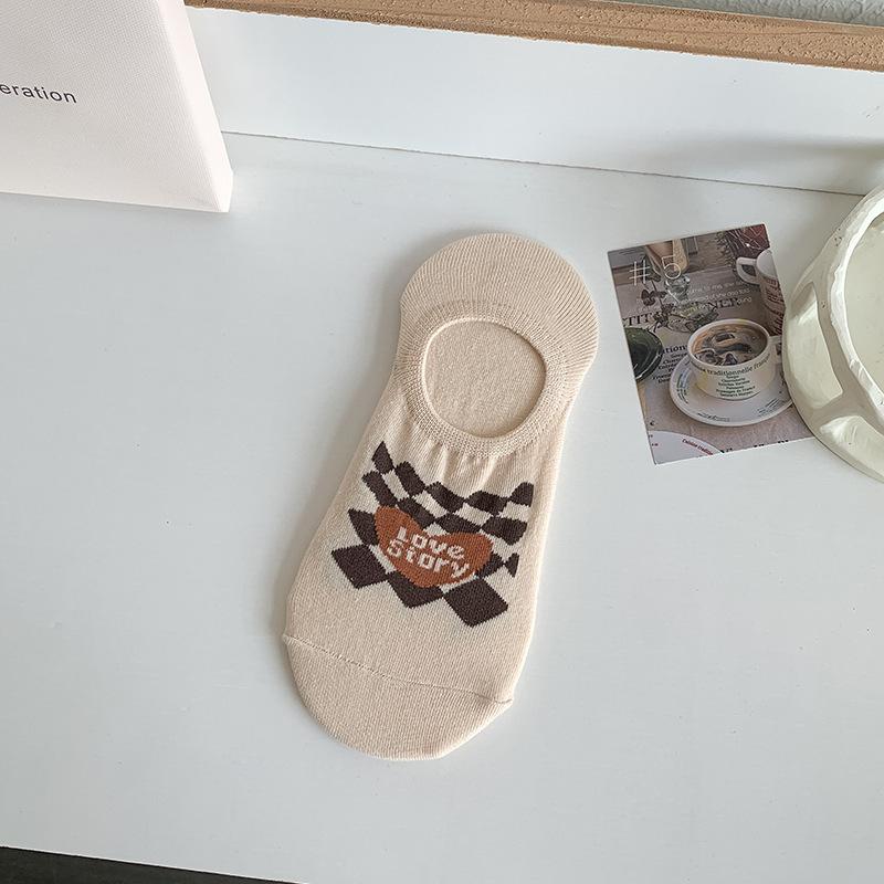 Women's Cartoon Cotton Socks, Breathable and Non-dropping, Short Socks, Shallow-mouthed Silicone Invisible Anti-slip Boat Socks