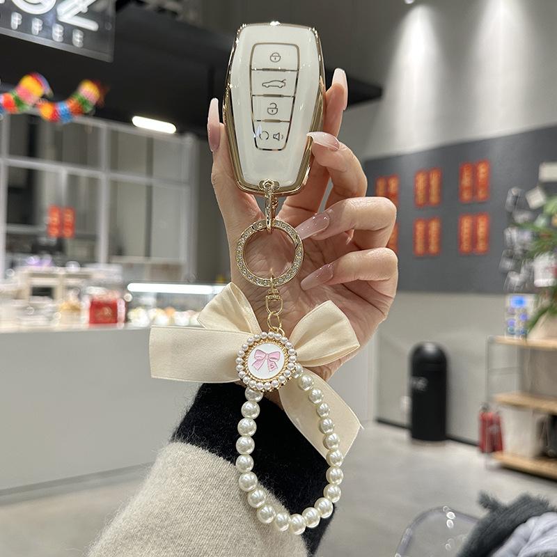 

TPU Car Key Case Remote Cover Shell Holder Female Protector Bag For Geely Coolray Binray Preface Okavango Monjaro Emgrand Altas White set-3