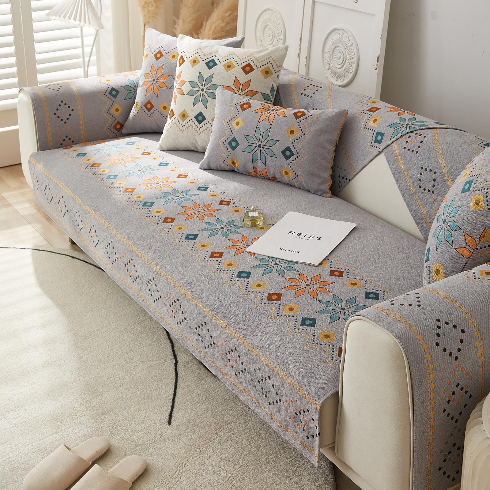 

Chenille Sofa Cover Pet-Friendly Non-Slip Durable Bohemian Chenille Sofa Cover Machine Washable Fits All Sofa Sizes Home Decor 70x70CM 1pc сірий