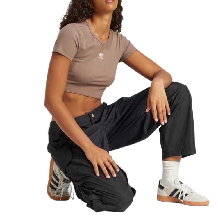 Adidas Originals Essentials Brand Logo Skin-Friendly Comfortable Short Sleeve T-Shirt Women T-Shirts Brown JC9030