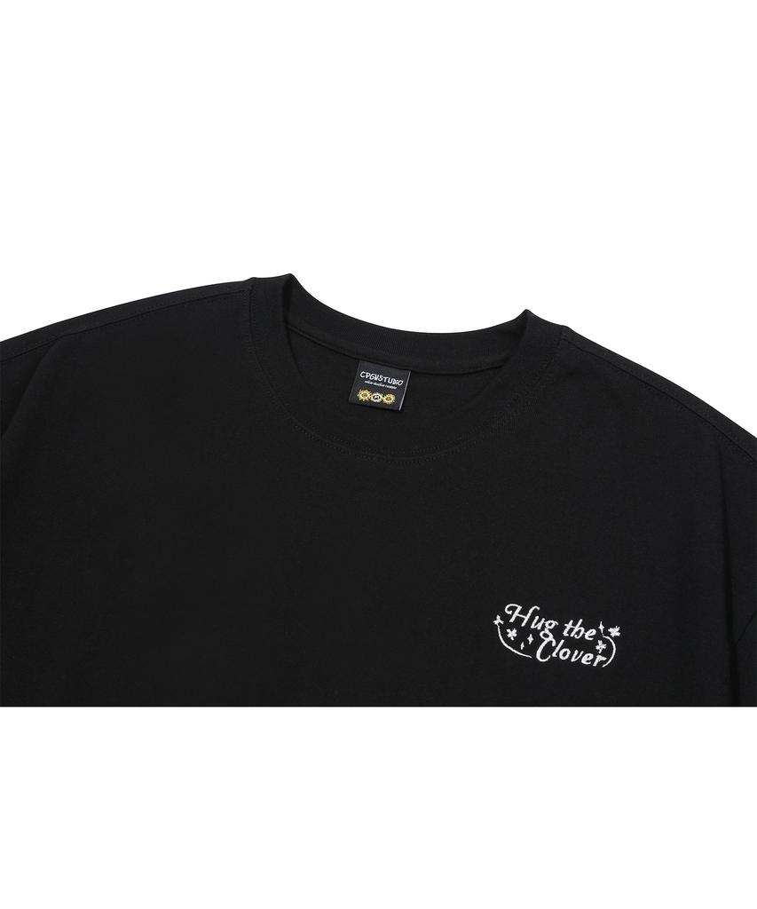 CPGN STUDIO Clover Bunny Embroidered Short Sleeve T-Shirt Black