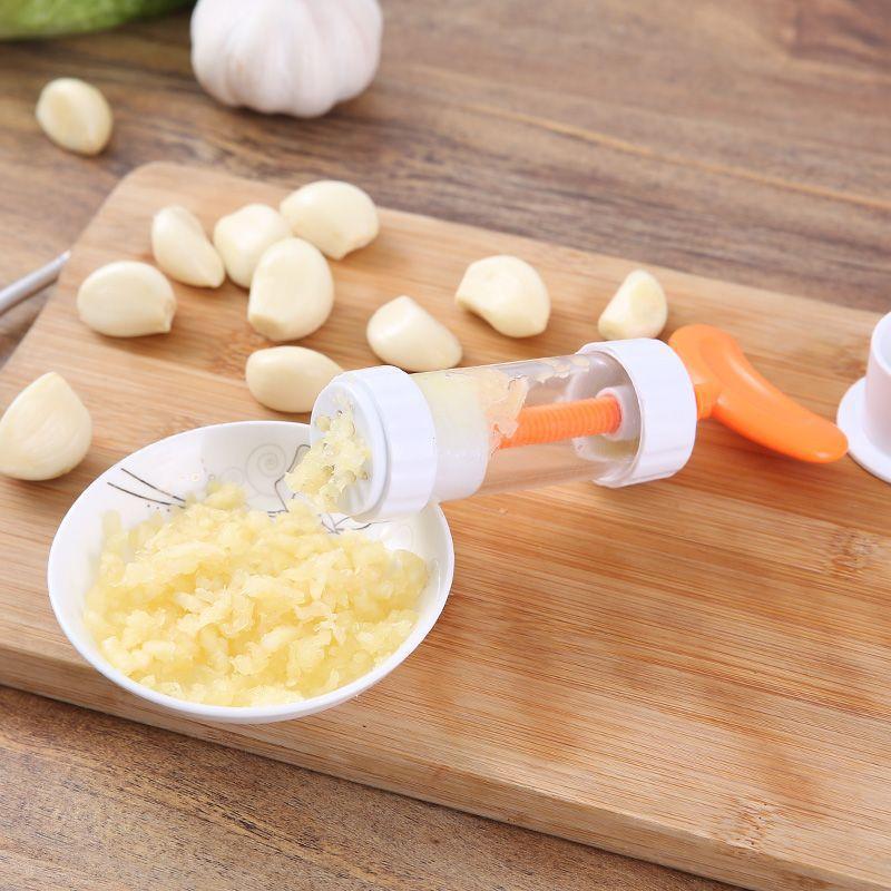 Manual Garlic Press Rotating Crusher Peeler Kitchen Tool for Mincing Puree Squeezing Household Cooking Gadget