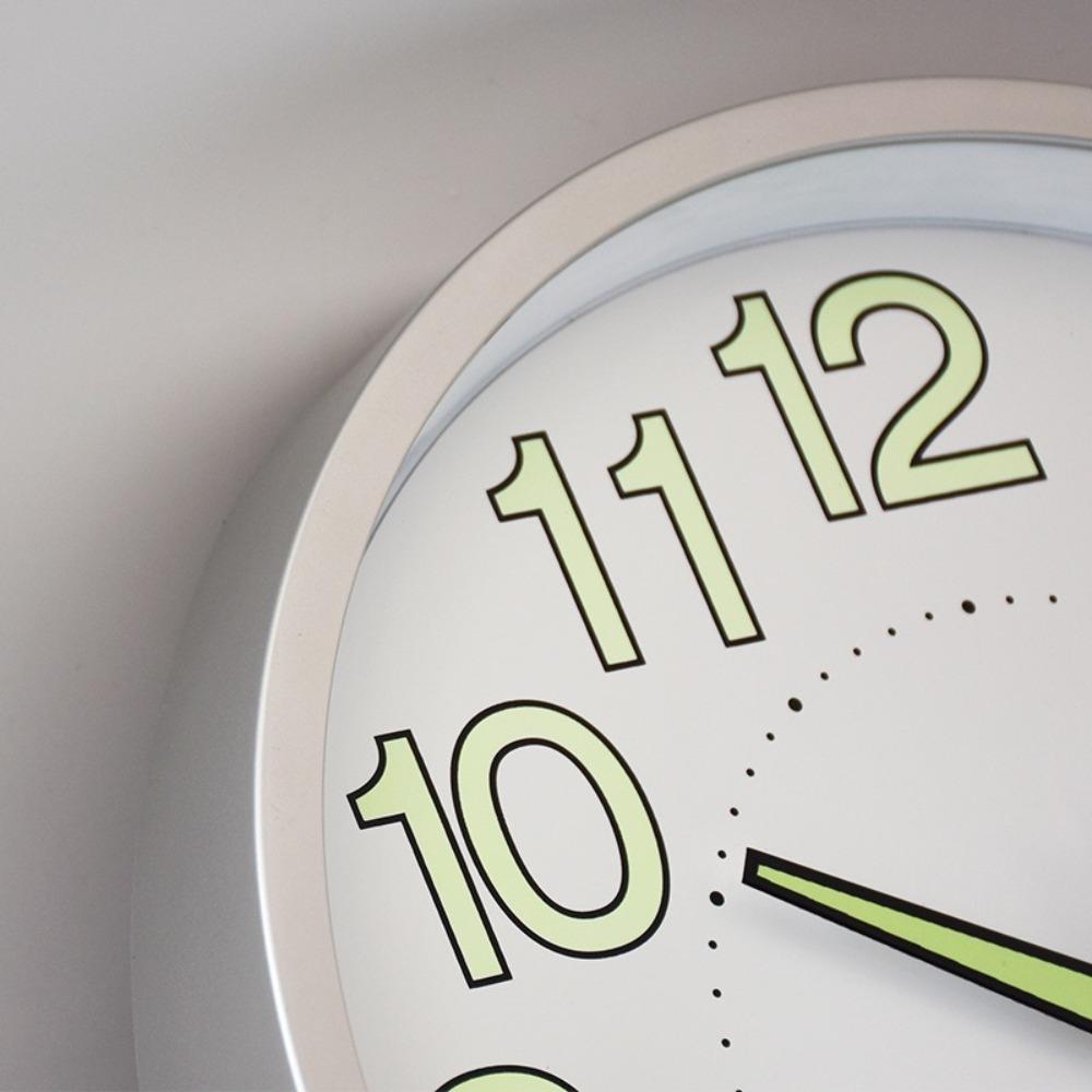 Modern 12inch Glow In The Dark Clock Non-Ticking Energy-Saving Silent Quartz Clock Hanging Plastic Digital Clock Living Room
