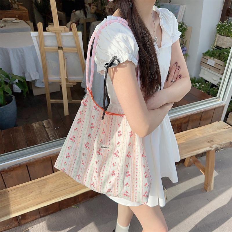 3 Casual Printed Sweet Shoulder Tote Bag Student Large Capacity Tote Bag Commute To Work Bag