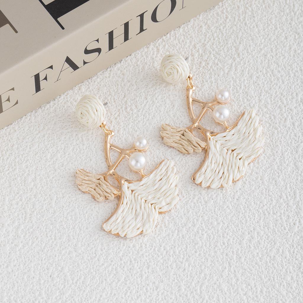 Exaggerated Vacation Wind Leaf Earrings Raffia Weaving Unique Personality Earrings Sweet Temperament Earrings
