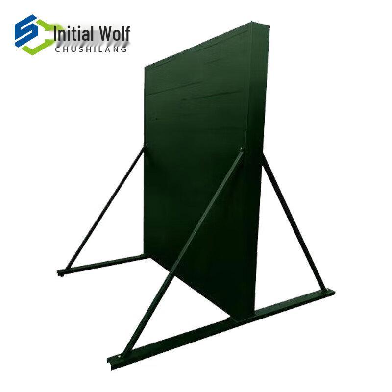 Tactical Grenade Throwing Simulation Wall