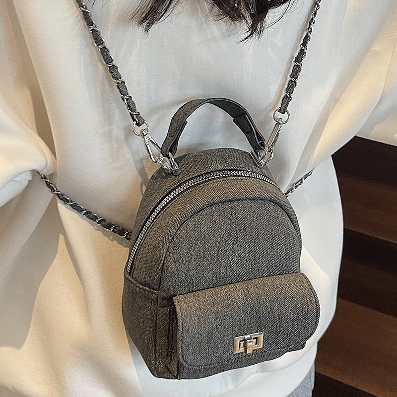Korean Niche Fashion Bag 2025 Summer New Bag Fashionable Simple Backpack Bag Women's High-value Backpack