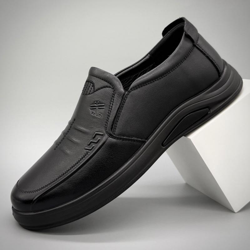 Men s Genuine Cowhide Leather Slip-On Shoes - Breathable, Lightweight & Comfortable for Autumn. 41