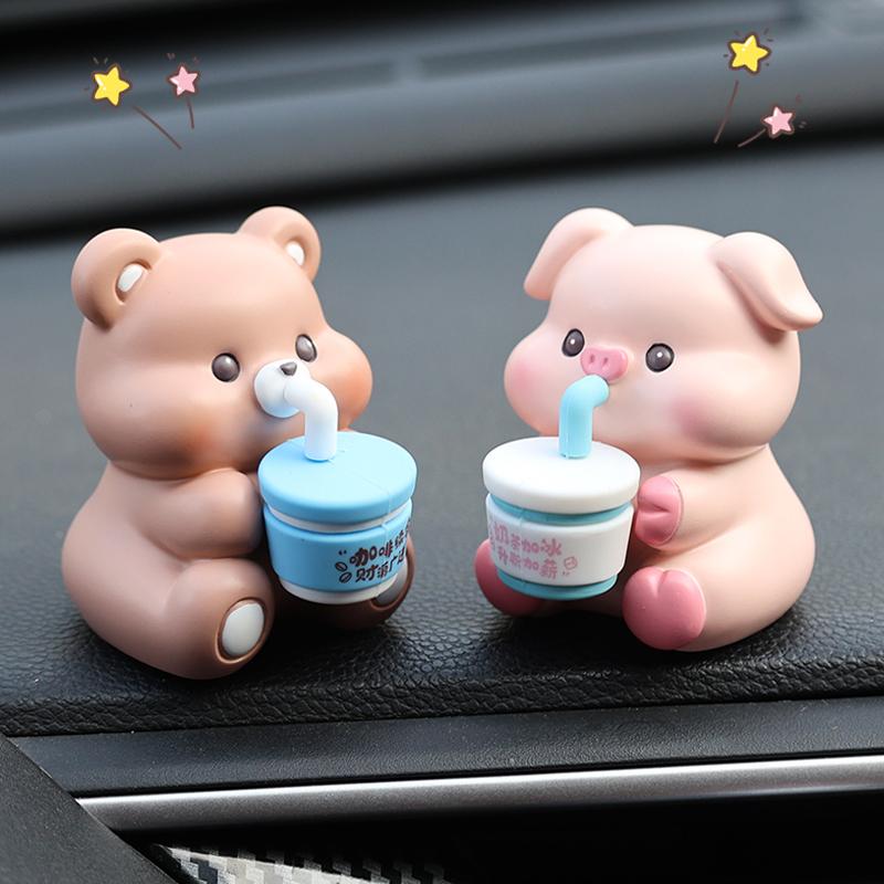 Neues Auto Lustige Dekorationen Niedliches Kaninchen Panda Hundeform Hängende Auto-Innenausstattung Armaturenbrett Mittelkonsole Dekorative Accessoires