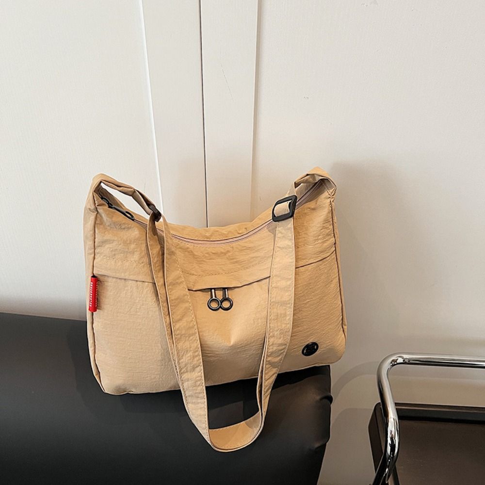 Large Capacity Fashionable Shoulder Bag Ultra-light Tote Bag Leisure Women Crossbody Bags  Travel