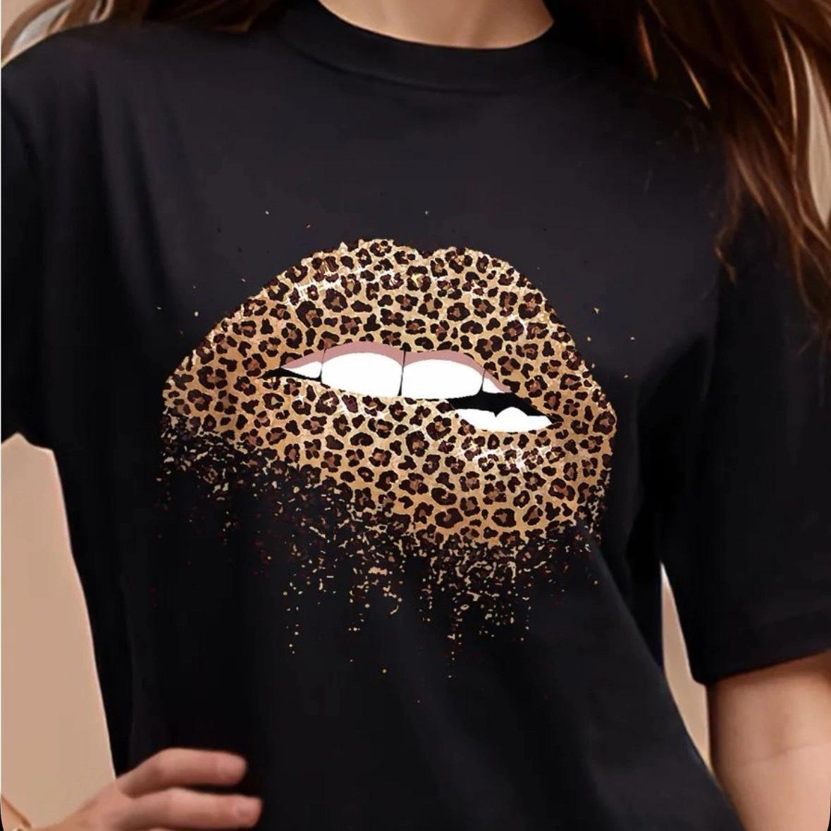Leopard Print Women s Casual Short Sleeve T-Shirt, Round Neck Fashion Base Layer 2XL
