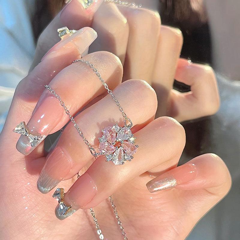 Collier Goutte d'Eau Original pour Femmes Pendentif Tempérament de Luxe Léger Acier Inoxydable Chaîne Clavicule Accessoires