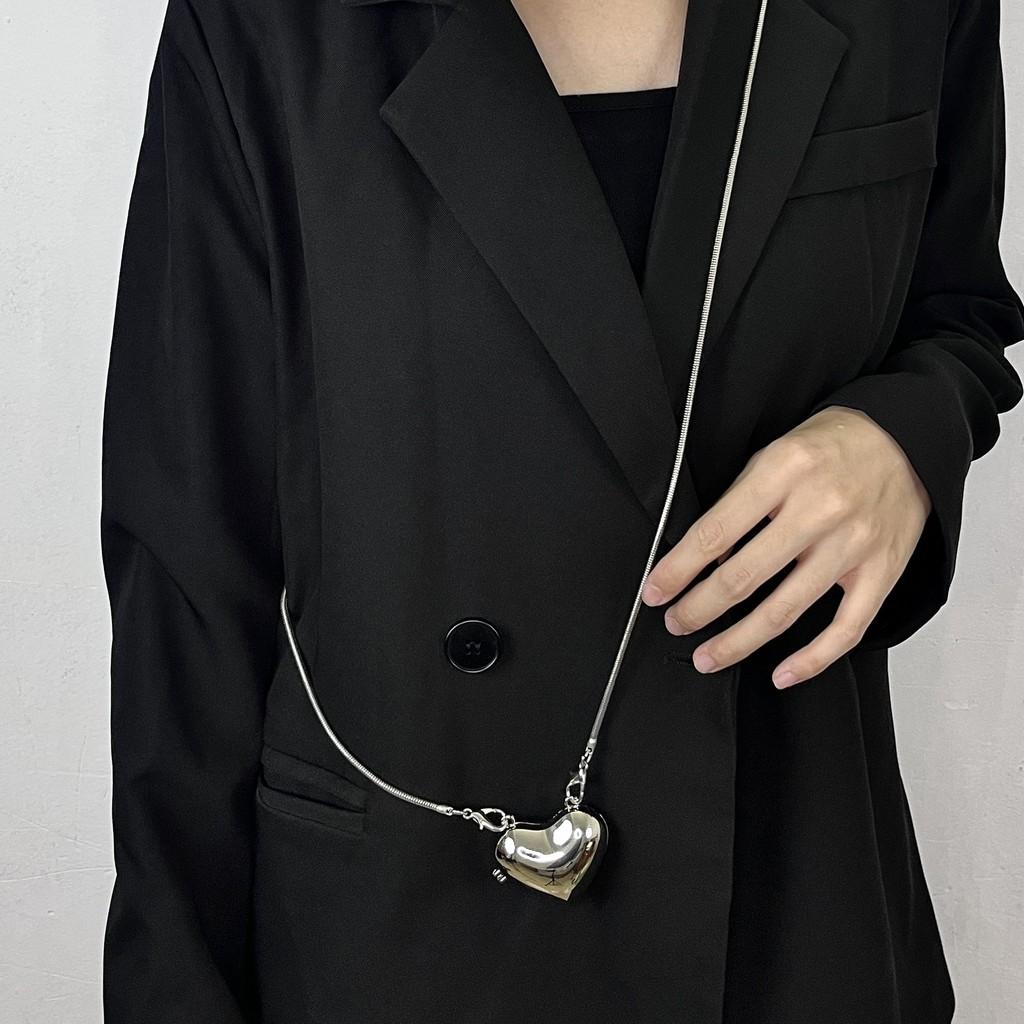 Mini Heart Shaped Metal Crossbody Bag With Magnetic Closure For Daily Casual Wear