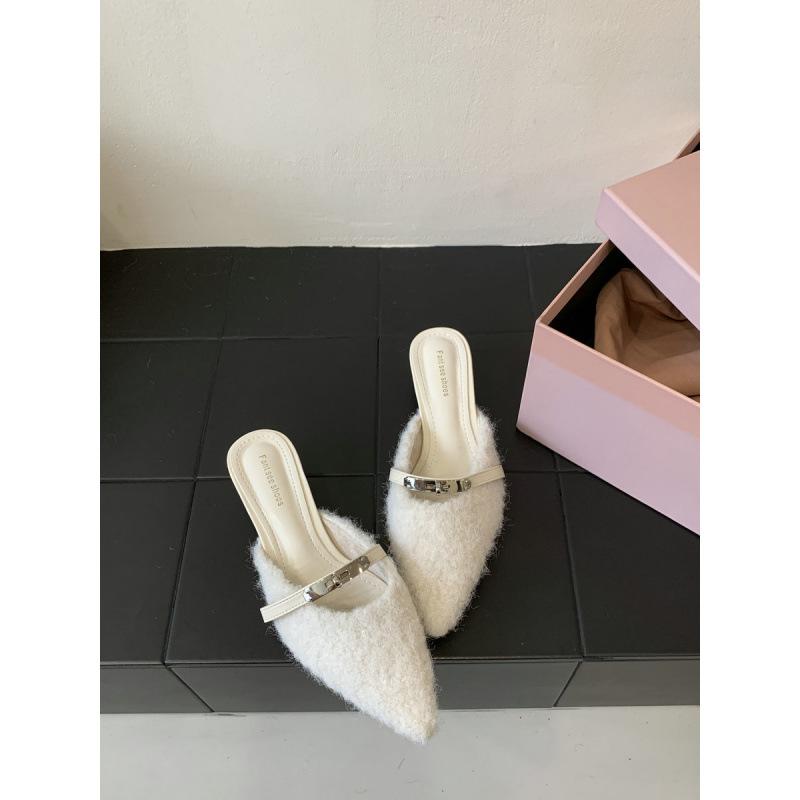 French Temperament Fairy Style Lamb Wool Bag Head Half Slippers Women Wear Autumn and Winter Pedal Pointed Lazy Muller Shoes