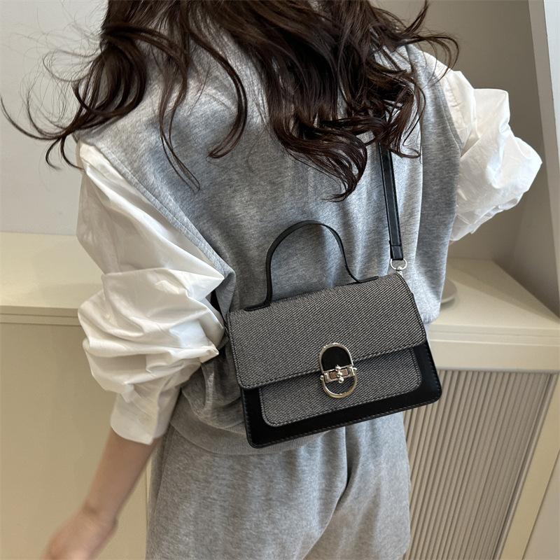 Contrasting color trend fashion small square bag women's 2025 new high-end texture messenger bag niche simple casual shoulder bag