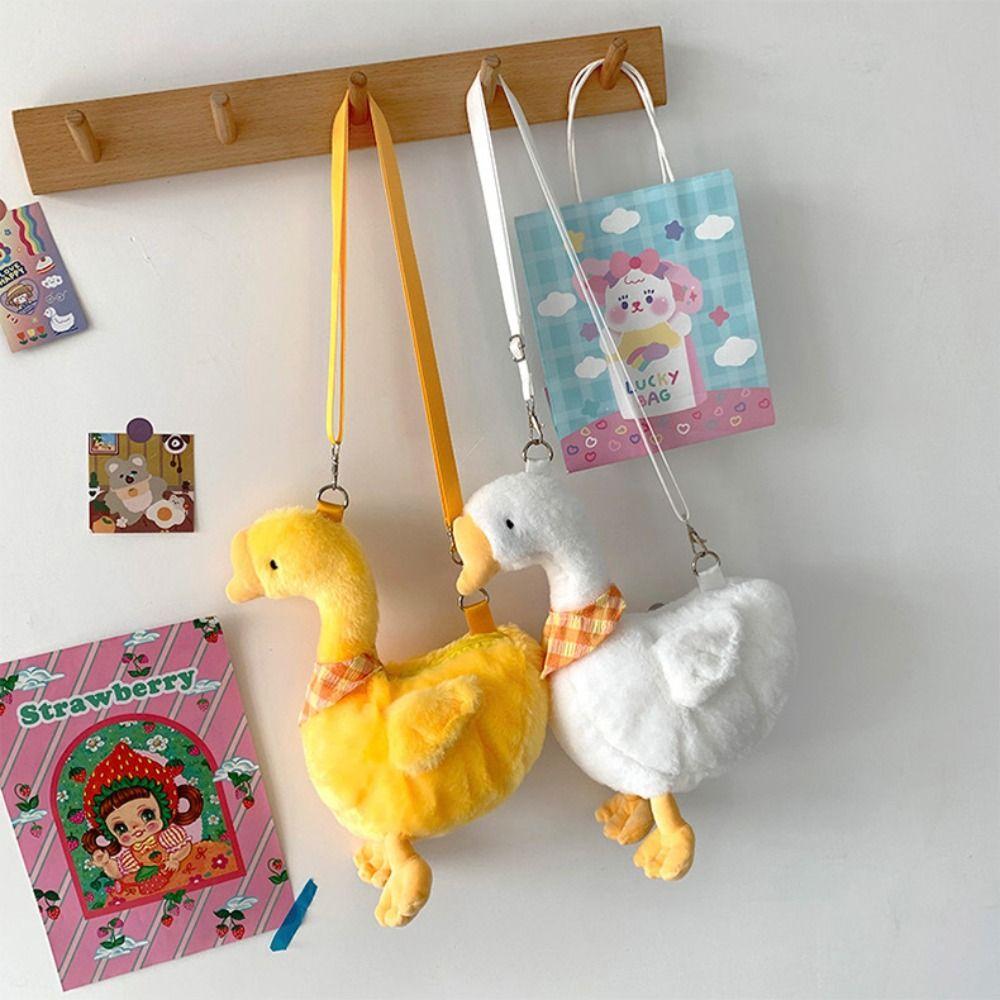 Solid Color Cute Duck Crossbody Bag Zipper Shoulder Bags Casual Big Goose Plush Bag  Streetwear