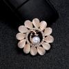 New Alloy Brooch High-end Sense Niche Women Spot High-end Pin Coat Suit High-end Versatile Corsage