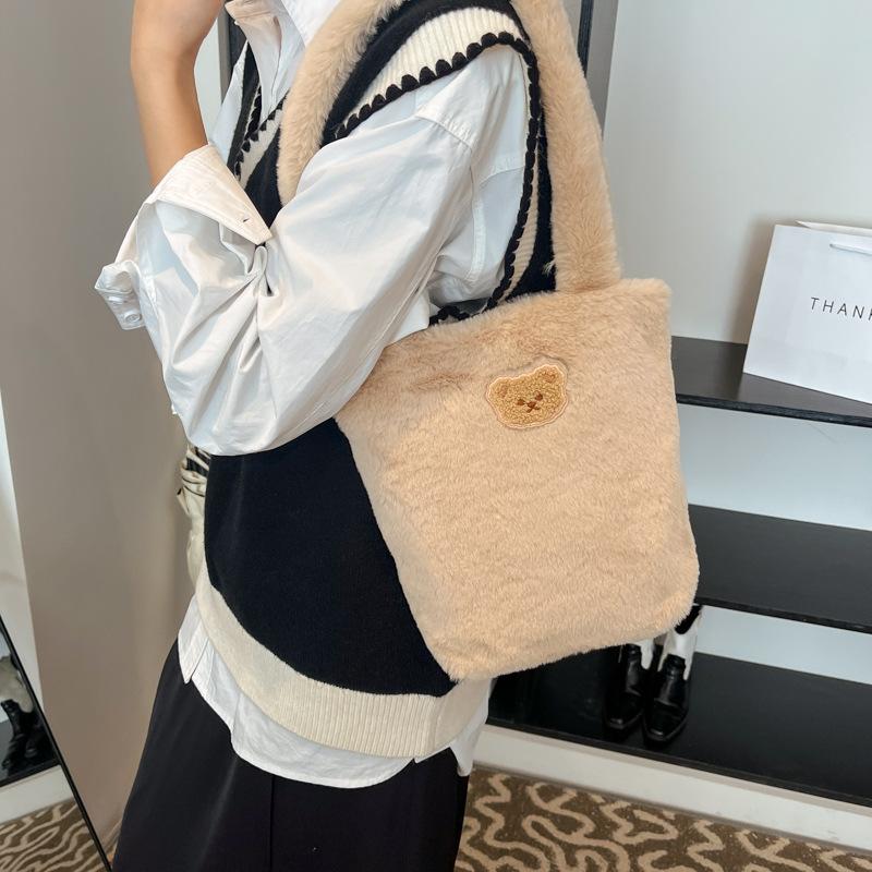 2025 autumn and winter new high-value plush bag bucket bag large-capacity bear embroidered shoulder bag tote bag women