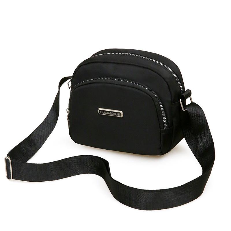 Women Small Casual Nylon Handbag Female Fabric Daily Light Soft Zipper Shoulder Crossbody Bag Women Leisure Shell Messenger Bag CLE