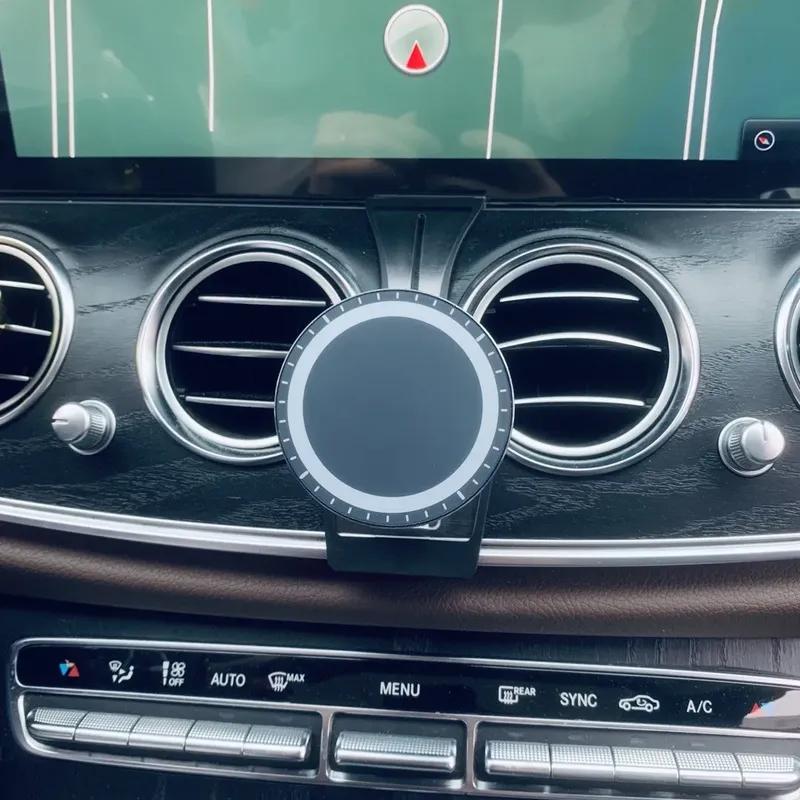 Car Mobile Phone Holder For Mercedes-Benz E Class CLS W213 A238 C238 S213 E250 E300 AMG E53 E63S Car Gravity Stand GPS Bracket
