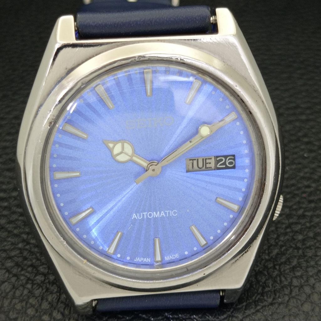 AUTOMATIC 7009A VINTAGE SEIKO JAPAN MENS SKY BLUE COLOR DIAL WATCH A701455-5 R206b-a701455