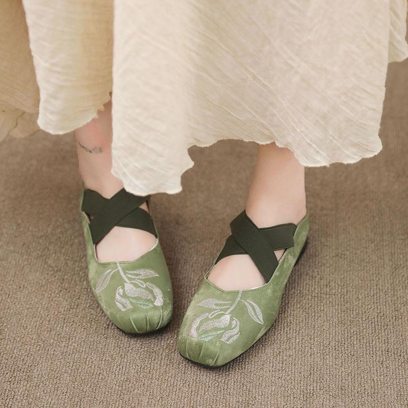 

Модная женская обувь 2025 Закрытый носок Женские тапочки Мода Улица Вышивка Повседневная Новинка Квадратный носок Легкий Бестселлер На плоской подошве Низкий каблук 35 зелёный