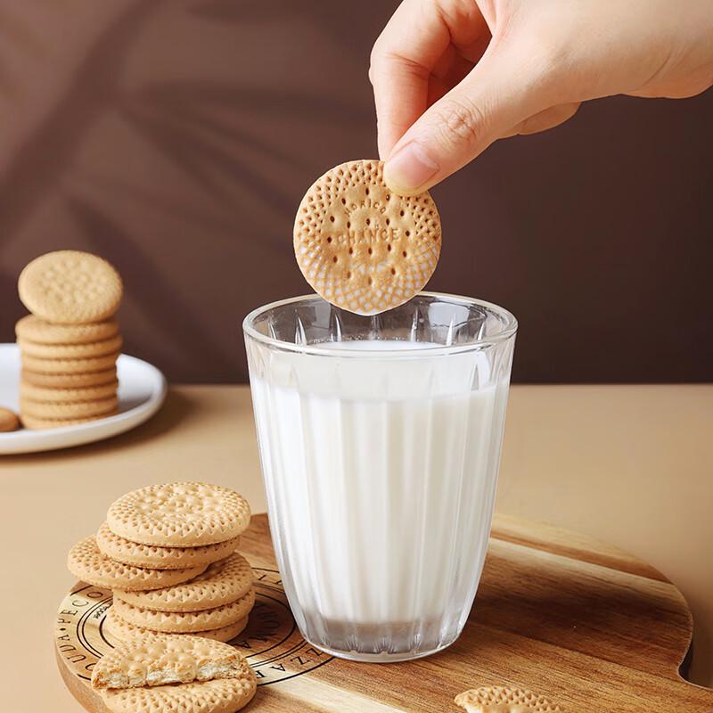 Hokuriku Seika Japan Imported Crisp Biscuits