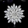 Luxus Strass-Sonnenblumen-Broschen für Damen Unisex Mode Pflanzen-Anstecker Event Party Neue Geschenke Dekoration Kleidung Zubehör