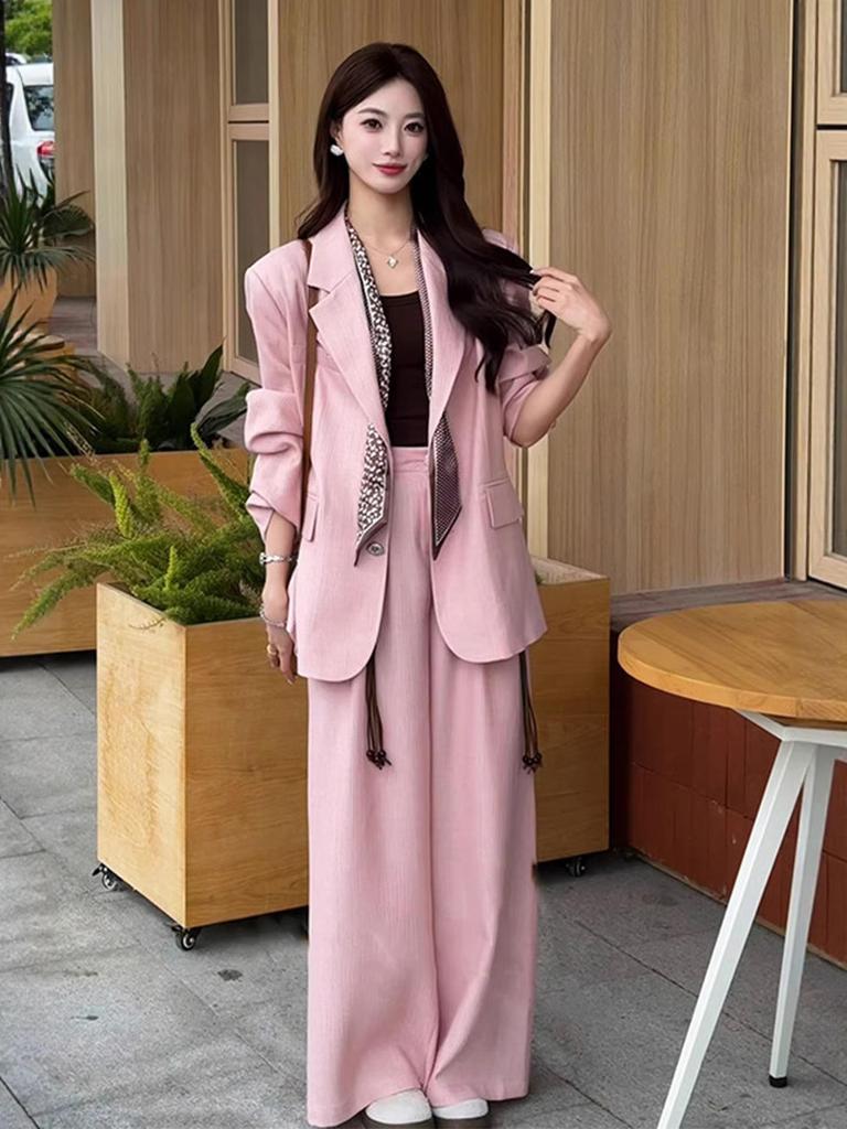 Plus Size Women's Elegant Korean Two-Piece Suit for Spring/Summer - Slimming & Versatile