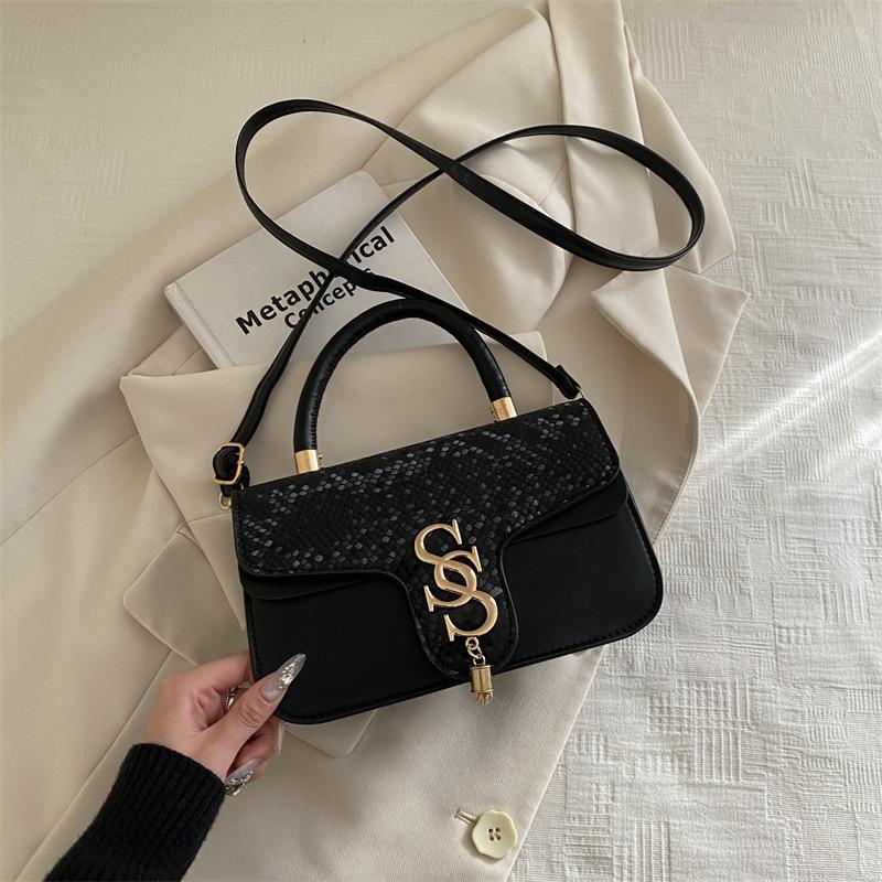 Trend Retro Small Bag Women's Winter New Fashion Casual Popular Messenger Bag Texture Portable Small Square Bag