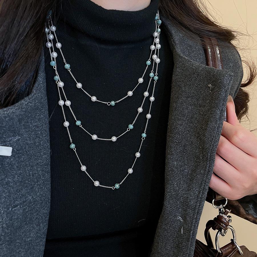 Exquisite Pearl Double-Layered Clavicle Necklace: French Elegance & Light Luxury Design